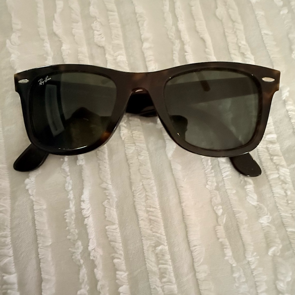 Ray-Ban Tortoise Shell Sunglasses
